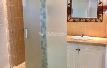 Résidence du Golf, villa de standing proche de la plage et des commerces.