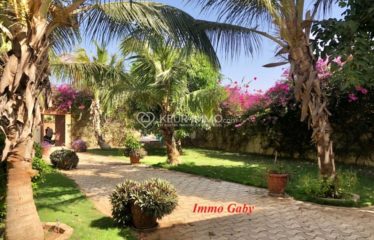 Charmante villa située dans un quartier résidentiel à Ngaparou, proche du Auchan.