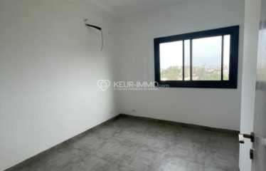 DAKAR AMITIÉ 2 : Appartement F4 à louer