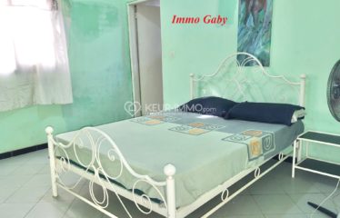 Villa à vendre constituée de 2 appartements, à Saly Niakh-Nikhal.