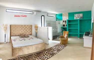 NGUERINE : Villa neuve d’Architecte située dans un Domaine, quartier calme et sécurisé.