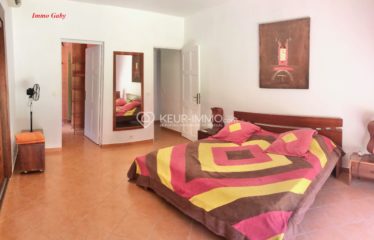 SALY : Superbe villa à vendre en bord de mer