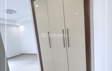 DAKAR OUAKAM : Appartement duplex à louer