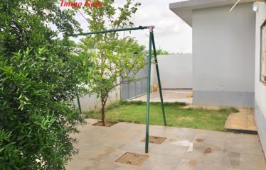 NGAPAROU : Villa à vendre proche de la mer