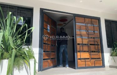 DAKAR – POINT E : Appartement à louer F4 