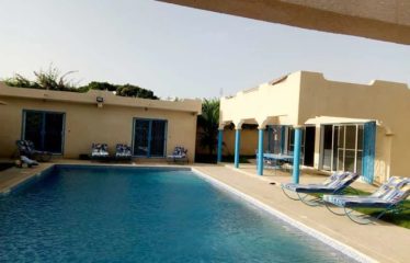 WARANG : Villa à vendre de 4 chambres avec piscine