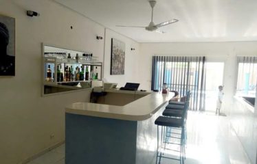 WARANG : Villa à vendre de 4 chambres avec piscine