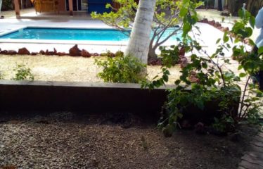 WARANG : Villa à vendre au charme exotique de 3 chambres