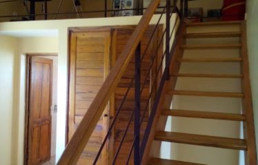 WARANG : Villa à vendre au charme exotique de 3 chambres