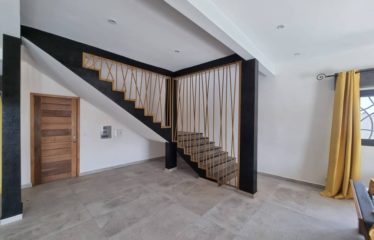 NGAPAROU : Villa contemporaine à vendre (2021)