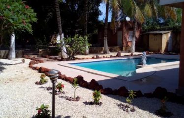 WARANG : Villa à vendre au charme exotique de 3 chambres