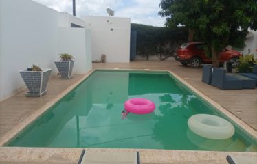 NGAPAROU : Villa à louer 4 chambres