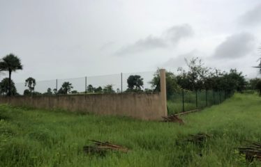 NDANGANE : Terrain de 1000 m2 à vendre en résidence