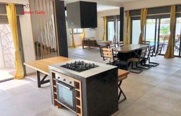 NGAPAROU : Villa à vendre proche de la mer