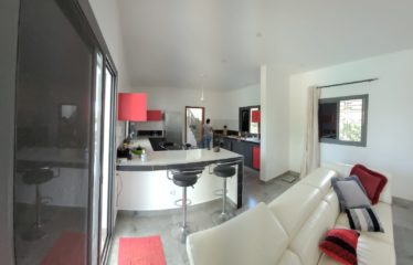 NGAPAROU : Belle villa contemporaine à vendre de 3 chambres