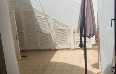 DAKAR MERMOZ : Villa à louer en face de la plage