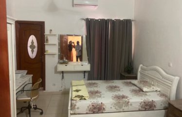 DAKAR MERMOZ : Villa à louer en face de la plage