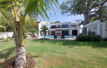 NGAPAROU : villa luxueuse à louer 4 chambres