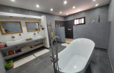 NGAPAROU : villa luxueuse à louer 4 chambres