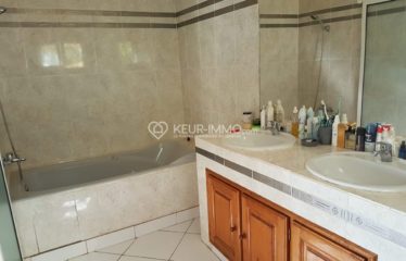 SALY : Villa à vendre avec 2 studios