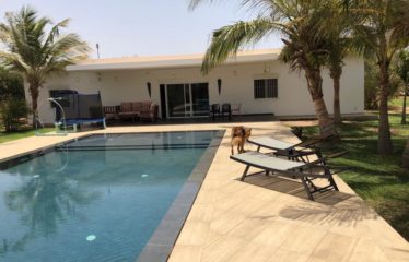 NGUERIGNE : Villa 5 chambres à vendre subtilement agencée