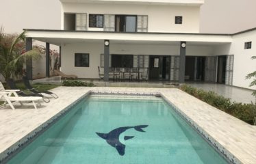 NGAPAROU : Belle villa à vendre de 200 m2