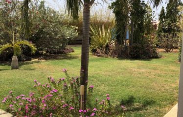 NGUERIGNE : Villa 5 chambres à vendre subtilement agencée