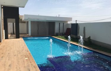 SALY : Grande villa à vendre 6 chambres piscine