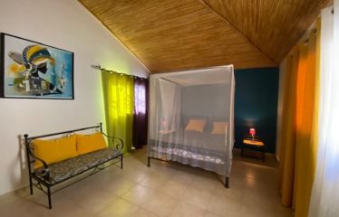 NGAPAROU : Villa à vendre à 150 mètres de l’Océan