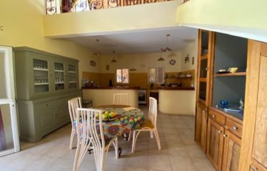 NGAPAROU : Villa à vendre à 150 mètres de l’Océan