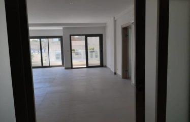 DAKAR POINT E : Immeuble R+5 de standing à vendre