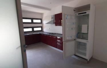 DAKAR POINT E : Immeuble R+5 de standing à vendre