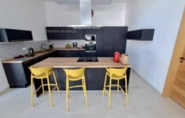 NGUERIGNE : Villa récente à vendre contemporaine