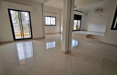 DAKAR ALMADIES : Appartement F4 à louer