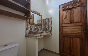 WARANG : Hôtel Restaurant à vendre idéalement situé en pleine exploitation