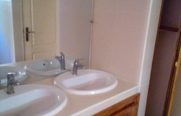 NGAPAROU : Villa 2 chambres à vendre avec piscine idéale résidence secondaire