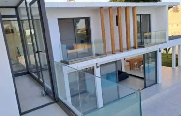 NGAPAROU : villa moderne à vendre 4 chambres