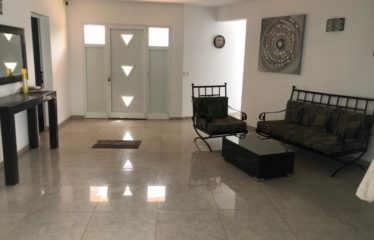 NGUERIGNE : Villa 4 chambres à vendre dont un bungalow