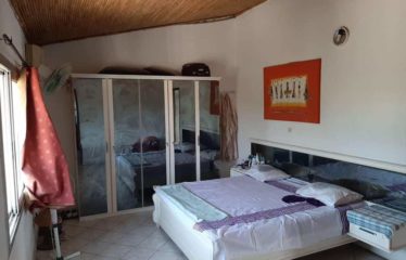 NIANING : Villa 6 chambres à vendre de 300 m2 avec rapport locatif éventuel