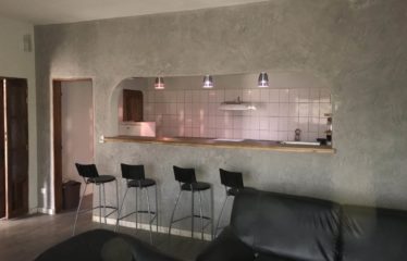 SALY : Grande villa à vendre avec piscine et 7 chambres