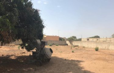 NGUERIGNE : Terrain de 1200m2 clôturé à vendre