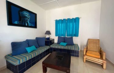 NDAYANE : Charmante villa à vendre « Les pieds dans l’eau »