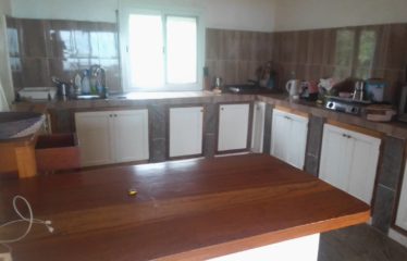 NIANING : Villa R+1 Pieds dans l’eau à vendre