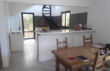 NIANING : Villa R+1 Pieds dans l’eau à vendre