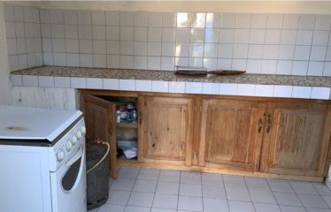 WARANG : Case à vendre de 50 m2 avec dépendance à 200 m de la plage