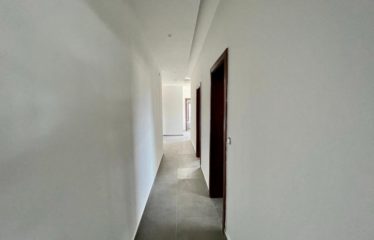 DAKAR POINT E : Appartement F4 à louer