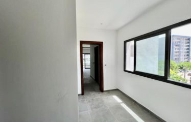 DAKAR POINT E : Appartement F4 à louer