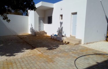 NGAPAROU : Villa contemporaine neuve 285 m2 à vendre