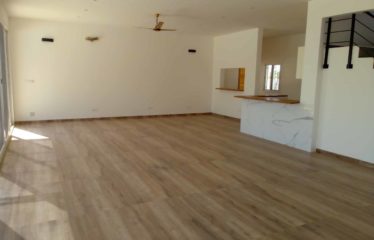 NGAPAROU : Villa contemporaine neuve 285 m2 à vendre