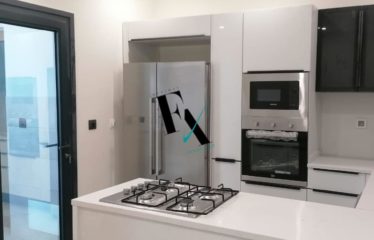 DAKAR PLATEAU : Appartement F4 à louer en plein centre-ville